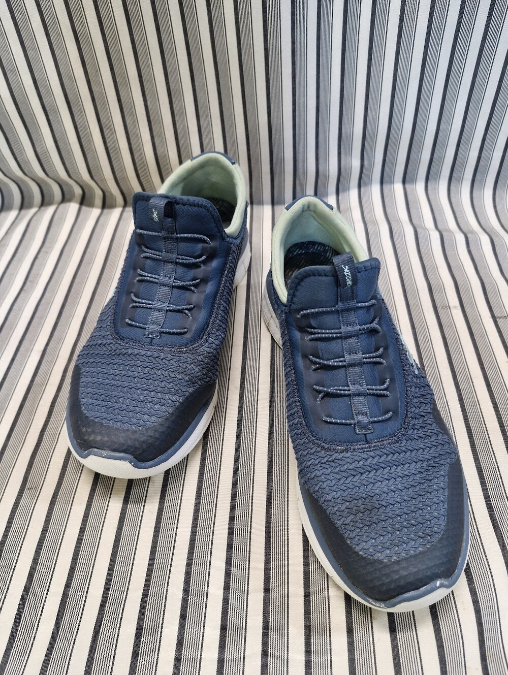 Skechers Dual-Lite Air Cooled Memory Foam Slip On Sneakers Blue Womens Size 9.5